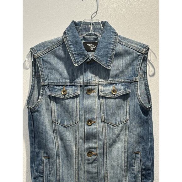 Cedar Wood State Size XS Sleeveless Denim Vest Trucker Festival Hipster Layer - Picture 3 of 6